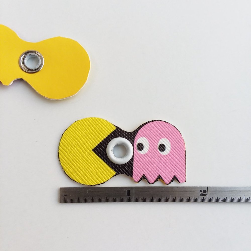 3/$18 mix and match retro 80's video game roller skate shoelace charm - Picture 3 of 4
